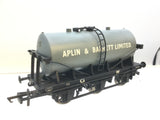 Hornby R6377 OO Gauge GWR 6 Wheel Tank Wagon Aplin & Barrett Ltd (L2) Unboxed