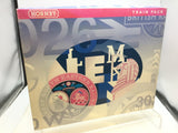 Hornby R2600M OO Gauge Cheltenham Flyer Train Pack