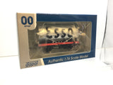 Dapol 4F-058-001 OO Gauge 14t Class A Tank Wagon Esso Silver 298