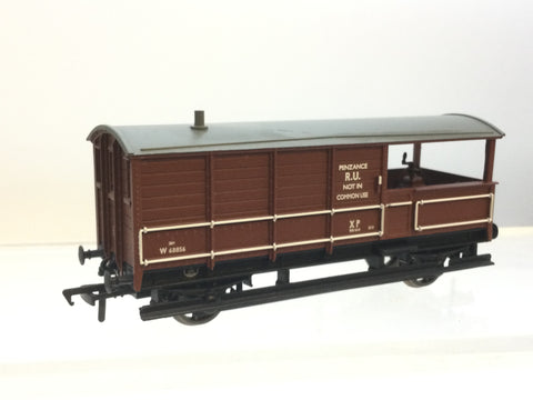Bachmann 33-301T OO Gauge BR 20T Toad Brake Van W68856 Penzance