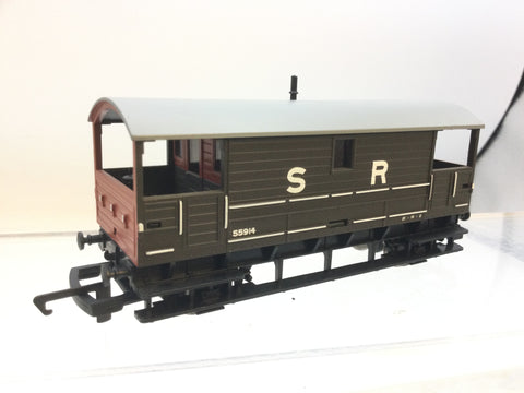 Hornby R6321A OO Gauge SR Brake Van 55914