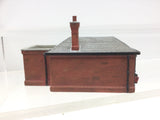 Hornby R8531 OO Gauge Small Waiting Room