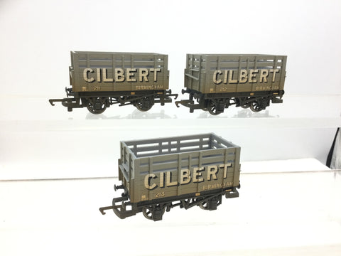 Hornby R6151 OO Gauge Coke Wagon Cilbert Triple Pack (UNBOXED)