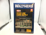 Walthers 933-2912 HO Gauge State Line Farm Supply Kit