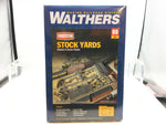 Walthers 933-3047 HO Gauge Stock Yards Two Pens Kit