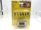 Noch 12020 HO/OO Gauge On the Platform Figure Set