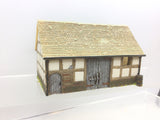 Hornby R8524 OO Gauge Skaledale Holly Farm Barn