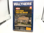 Walthers 933-4152 HO Gauge Modern Postwar Prefab House Kit