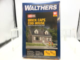 Walthers 933-3774 HO Gauge Brick Cape Cod House Kit