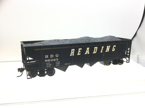Bachmann 17610 HO Gauge Quad Hopper Reading RDG86023