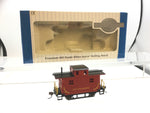 Bachmann 18444 HO Gauge Bobber Caboose Weyerhauser