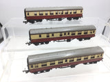Triang R28/R29 OO Gauge Maroon/Cream Coaches x3
