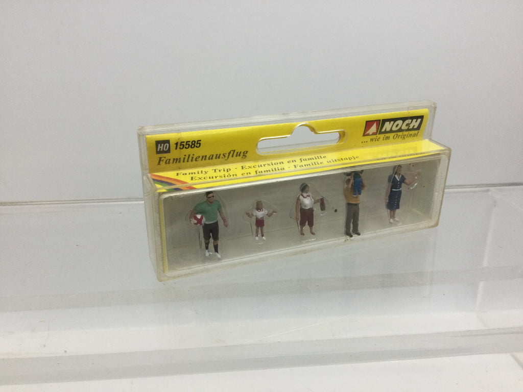 Noch 15591 Set Figure Per Modellismo Ferroviario - Genitori E Bambini, Scala H0 (1:87)