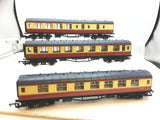 Hornby R442/R443 OO Gauge BR Maroon/Cream Stanier Coaches x3