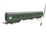 Lima 305365 OO Gauge BR Green Mk 1 Corr 2nd Coach S25916