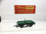 Hornby R17CNP OO Gauge Bolster Wagon Green