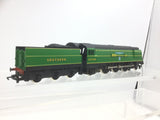 Hornby R866 OO Gauge SR Green Battle of Britain 21C155 Fighter Pilot