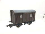Dapol B627 OO Gauge SR 12t Double Vent Van 273849