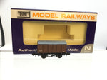 Dapol NB002BR N Gauge BR Bauxite Gunpowder Van B887002