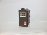 Hornby R8968 OO Gauge Skaledale Mawes & Plenty Estate Agents