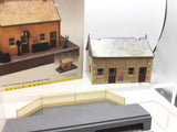 Hornby R8001 OO Gauge Waiting Room