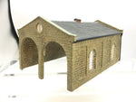 Hornby R8637 OO Gauge Skaledale Double Track Engine Shed