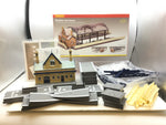 Hornby R8009 OO Gauge Station Terminus