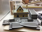 Hornby R8009 OO Gauge Station Terminus