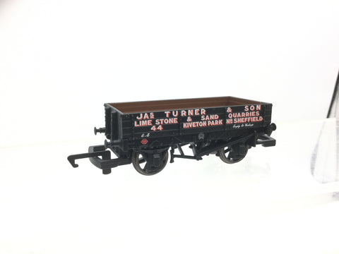 Hornby R6742 OO Gauge 3 Plank Open Wagon Jas Turner, Sheffield