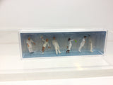 Faller 150954 HO/OO Gauge Medical Lab Assistants Figures