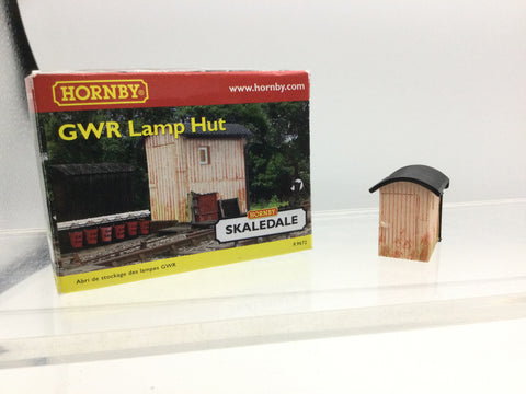 Hornby R9672 OO Gauge GWR Lamp Hut