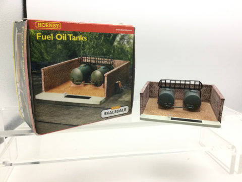 Hornby R8709 OO Gauge Fuel Oil Tanks