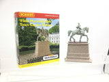 Hornby R9734 OO Gauge Skaledale Field Marshall Foch Town Centre Statue