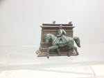 Hornby R9734 OO Gauge Skaledale Field Marshall Foch Town Centre Statue