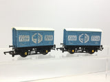 Hornby R013 OO Gauge Fine Fish Refrigerated Van x2