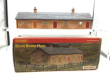 Hornby R9674 OO Gauge Skaledale Dent Snow Huts