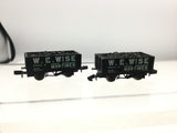 Graham Farish 373-184 N Gauge 6 Plank Wagon W E Wise x2