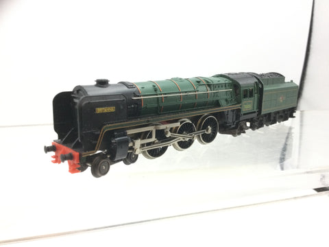 Minitrix N203 N Gauge BR Green 70000 Britannia