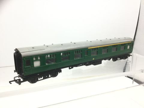 Triang R622 OO Gauge BR Green Mk 1 Corridor Composite Coach S15873