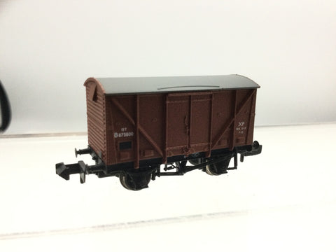 Graham Farish 377-625 N Gauge BR 12t Ventilated Plywood Fruit Van B875800