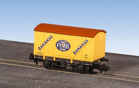 Peco NR-2005P N Gauge BR 12t Van Fyffes Bananas