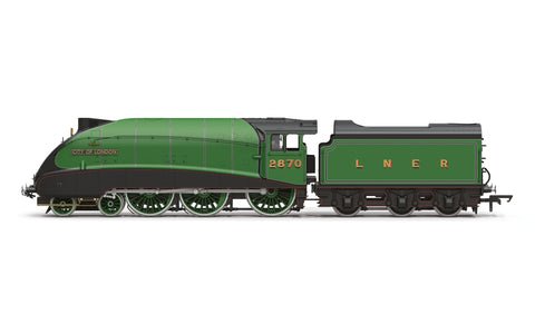 Hornby R30406 OO Gauge LNER Streamlined B17 City of London 2870