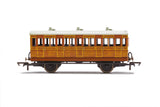 Hornby R40415 OO Gauge IoW CR, 4 Wheel Coach (5 Door), 3rd Class - Era 2
