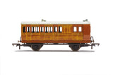 Hornby R40416 OO Gauge IoW CR, 4 Wheel Coach, Brake Third - Era 2