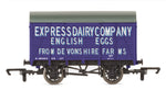 Hornby R60279 OO Gauge SR Express Dairies Box Van 48323