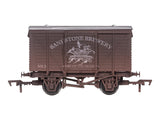 Dapol 4F-011-113 OO Gauge Ventilated Van Sandstone Brewery No. 2 Weathered