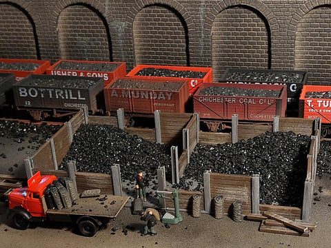 Gaugemaster GM498 OO Gauge Fordhampton Coal Storage Compound Plastic Lot