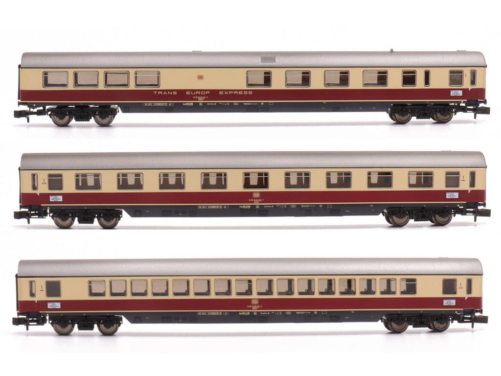 Arnold HN4364 N Gauge DB TEE Bavaria Red Beige Coach Set 3 IV