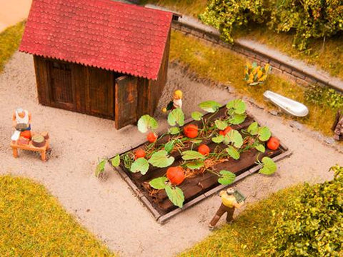 Noch 13219 HO/OO Gauge Pumpkin Plants (Pack 8)