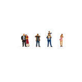 Noch 36864 N Gauge Wedding Guest Figures